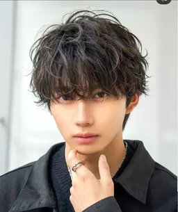 「学割メニュー‼️」カット➕パーマ