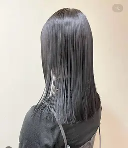 カット➕サラ艶縮毛矯正✨11000円