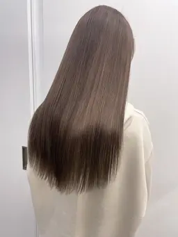 【艶髪髪質改善ストレート🥀】似合わせカット+髪質改善ストレート