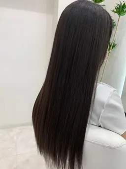 ダメージケア縮毛矯正➕ダメージトリートメント➕カット練習してるのでカット料金は取りませんが是非やらせてください