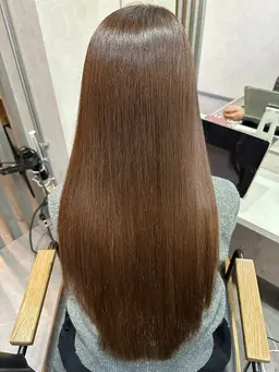 カット（シャンプー、ブロー込み）