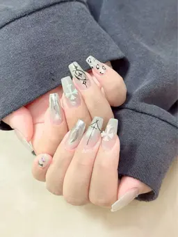 【ミニモ学割】チップ長さ出し+持ち込みデザイン＋パーツやり放題 ✨（初回ソフトジェルオフ無料／ケア込み）