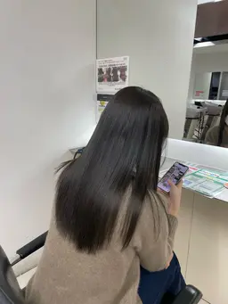 【当日相談ok‼️】顔周りカットor全体カット+髪質改善カラー+トリートメント🫧(ロング料金別)