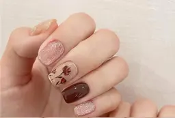 持ち込みデザインコース（2時間以内、両手アート6本まで）