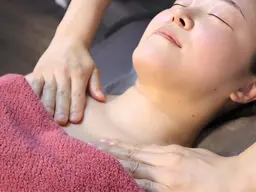【上半身集中デトックス】筋膜リンパ+極上ヘッドスパ(首肩こりが辛い方に)