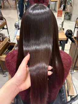 🉐12/18(木)19:00~1名様限定✨✨3stepトリートメント付❣️ツヤサラ縮毛矯正✨✨