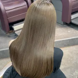 【イルミナ&アディクシー✨】カット+髪質改善カラー