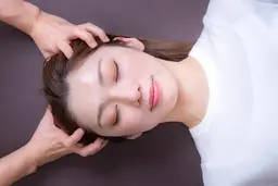 【ミニモ限定🌸】【頭痛/呼吸/睡眠改善】小顔整体コルギ+頭蓋骨矯正2000円✨