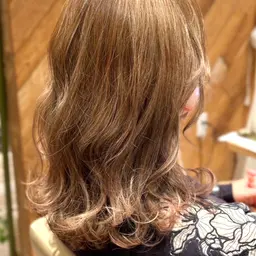 ❤️‍🔥ケアブリーチで外国人風ハイトーンカラー❤️‍🔥酸熱トリートメントを超えた⁈話題のトステア付き