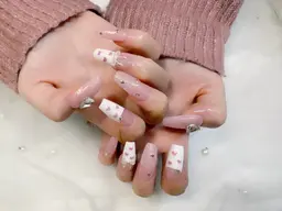 ハンドジェル✨クリアチップによる長さ出し10本+アートし放題✨ストーンつけ放題✨持ち込み◎✨オフあり.なしどちらでも✨