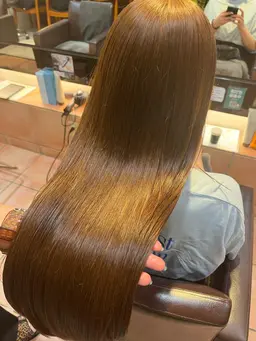 𓇼カット+艶髪縮毛矯正🫧