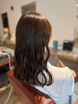 白髪染め🙆‍♀️✨ケアカラー🌿🫧＋カット✂️＋15分ヘッドスパ☁️
