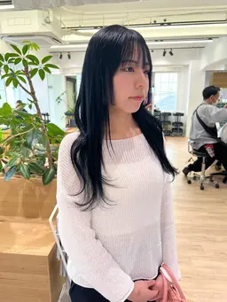 【梅雨にオススメ!】顔まわりのポイントストレート