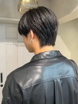 ☆ 韓国メンズカット + ダウンパーマ ☆