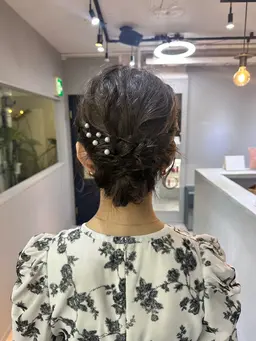 【お呼ばれアレンジ🎀パーティヘアセット🎀結婚式.2次会】【シニヨン、アップスタイルの方はこちら💓】