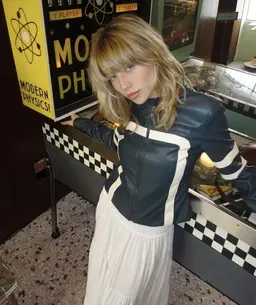 (ミニモ学割💁)【✨オススメ✨️】ケアブリーチダブルカラー➕髪質改善トリートメント付き