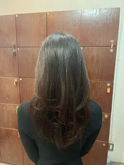 💘無料💘レイヤーカット💇🏻‍♀️全体にレイヤーどこから見てもカワイイ💠