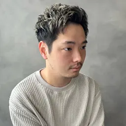 日曜日限定📔ミニモ学割💫頭皮の汚れも除去💫カット＋ファボン(メンズ限定)