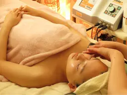 キャビテーションフェイシャル100分