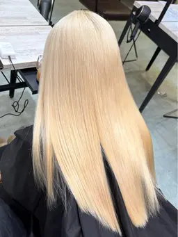 💛ブリーチ2回+オンカラー💛【イルミナ+¥1300】