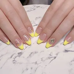 📣初回ジェルオフ無料💅大人上品💝フレンチネイル🥂