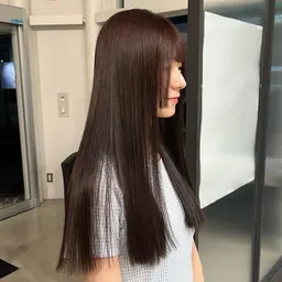 カット＋顔周りストレート🦩