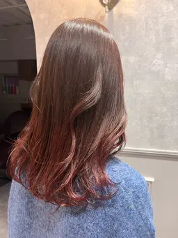 🧖🏻‍♀️艶カラー➕うる艶オージュアトリートメント🎀