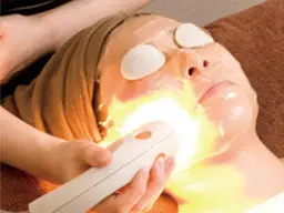 美肌フォト美顔美白毛穴ケア赤ら顔くすみお肌の凸凹に