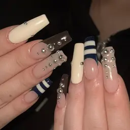 人気No.1‼️ロングネイル💅《長さだし10本+90分アートし放題》 ¥14,000