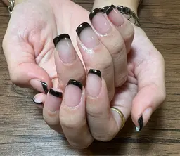 海外セレブに憧れて🇺🇸♥️【フレンチ】クリアベース※ケア付き/色変えOK🎨