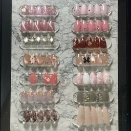 【フィルインオフ無料✨小パーツ3個まで追加無料✨】チップ長さだし10本(最大2.5㌢)+8種類定額デザインネイル