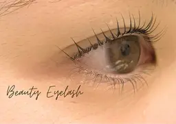 パリジェンヌラッシュリフト（上）