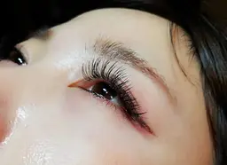 平日12時〜14時まで限定【FLATサンド100束】までつけ放題!人気のフラットラッシュ☆