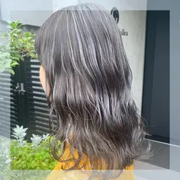 🤍コントラストハイライト🤍ハイブリーチハイライト➕外国人風ケアカラー➕トリートメント➕シャンプードライ