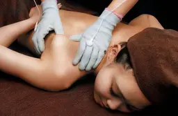 【⚡️初回限定⚡️】4D筋膜リリース×首肩のみ(30分)