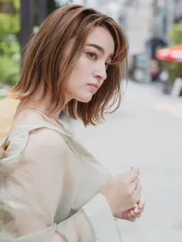 小顔レイヤーカット