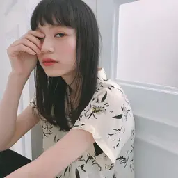 🧚🏻お出かけ前にちょっぴりメンテナンス前髪カット💇🏻♀️