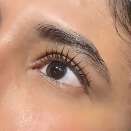 【🚨期間限定最安🚨】根元立ち上げまつげパーマ＋高保湿トリートメント(束感コーティング込み)❤️‍🔥