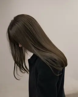 ワンカラー(肩上の長さのみ、トーンダウン優先)