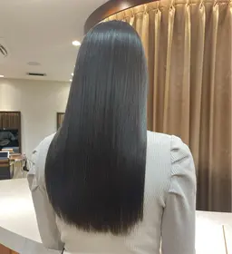 縮毛矯正(ブリーチしてる方は+5000)+クイックトリートメント