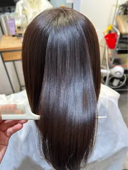 縮毛矯正✨乾かしただけでツヤ髪！サラサラ！🫧朝のストレス0にしませんか？💫