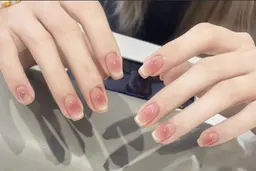 ♥️チークネイル✕マグネットフレンチ♥️