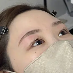 パリジェンヌラッシュリフト+ハリウッドブロウリフト