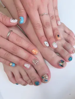 フットネイルやり放題¥5000