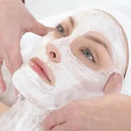 【弾力のある若見え肌に】&ハイパーナイフでさらに引き上げたい方に¥14900