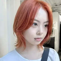 💝【2回目以降クーポン】ブリーチ➕カラー✨️ストレート、コテ巻き無料🫶リタッチ可能🙆‍♀️︎💕︎