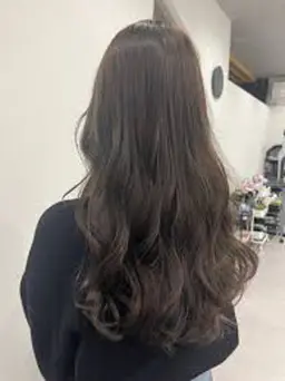 【✨12月限定営業中メニュー】⚪️似合わせカット&艶カラー