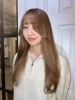 【ブリーチ毛の方必見】ダメージレス酸性ストレート＋似合わせカット✨🦢＋プチトリートメント(　☉д⊙)