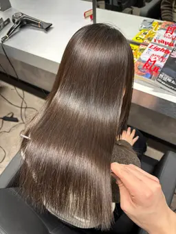 【期間限定!】髪質改善ストレート+ケアトリートメント✨