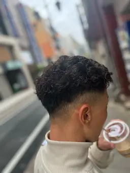 「メンズ」カット＋デザインパーマ